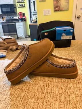UGG Chestnut Tasman slippers sz 13 men brand new NO BOX !!!!